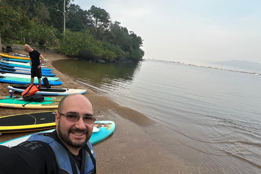 SUP até Naufragados, bate e volta que virou só bate